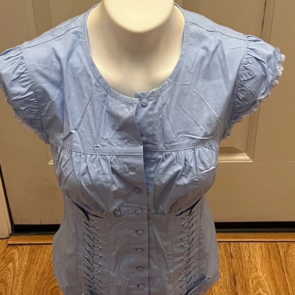 Moda International Sleeveless Sky Blue Top - Picture 2 of 10